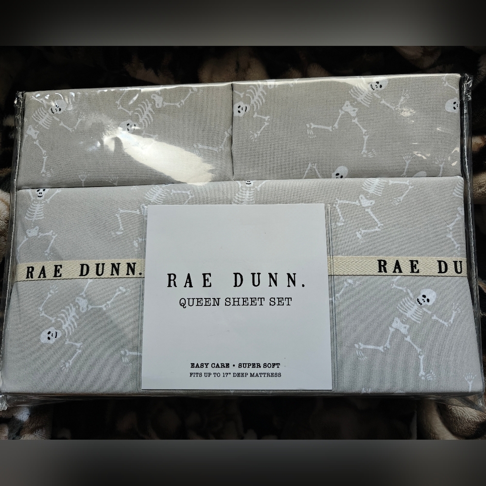 Rae Dunn skeleton bed sheet set - queen